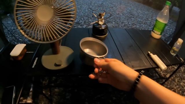 폭우중 차박, 거센 빗소리로 꽉찬 숲속에서 나혼자 차에서 자는 영상, 천둥 빗소리 캠핑 ASMR