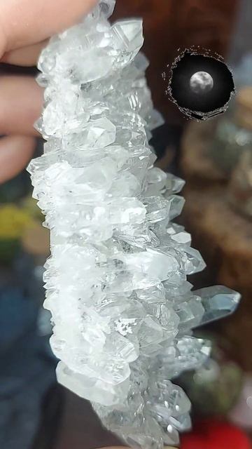 Друза кришталю #music #флюорит #fluoride #кальцит #лабрадор #морион #цитрин #аметист #кварц #fluori смотреть онлайн