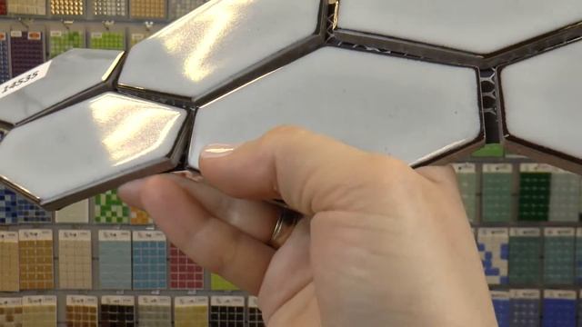 Серая глянцевая керамическая мозаика ромб, имитация мрамора