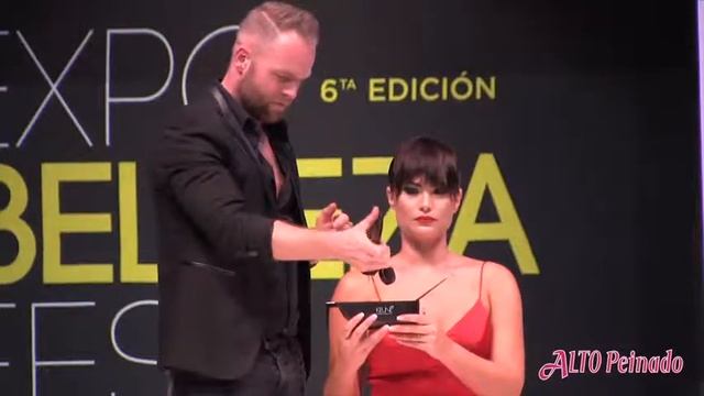 Jeroen Struijlaart para KEUNE en la plataforma de Expo Belleza Fest 2018 смотреть онлайн