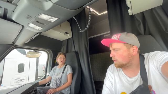 Увольняемся из компании | Семейный дальнобой по США | Работа на фуре в Америке смотреть онлайн