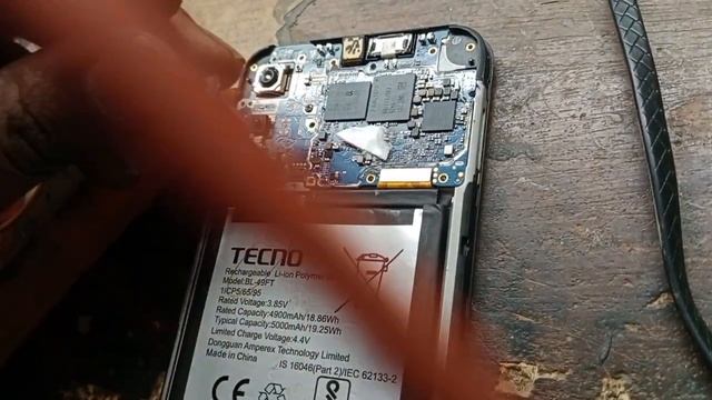Tecno KG5K Fake charging ! tecno spark 8c  चार्जिंग होता है लेकिन % नही बढ़ता ।। only charging logo