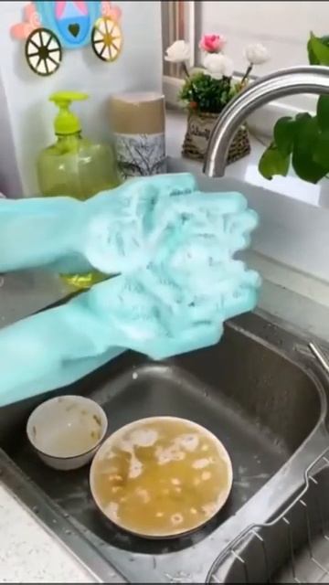 Magic Dish washing Gloves with scrubber, Silicone Cleaning Reusable Scrub Dish wash Gloves смотреть онлайн