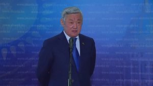 Нурсултан Назарбаев провел встречу с акимом Актюбинской области