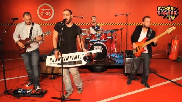 Grup Cambaz Bana Anlatma Powerturk TV 2012 смотреть онлайн
