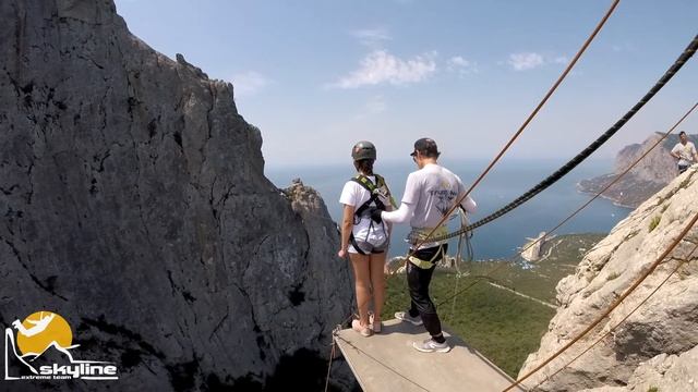 Катя Ilias-kay Rope jumping with Skyline x-team in Crimea смотреть онлайн