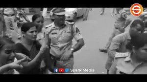 Police Lati Charge On RTC Employees at Tank Bund | telangana | TSRTC Strike | CM KCR