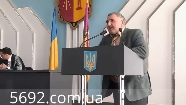 Выступление против демонтажа памятников тоталитарной эпохи в Днепродзержинске смотреть онлайн