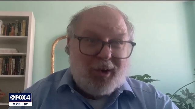 1,500 undocumented immigrant teens now being housed at Dallas convention center смотреть онлайн