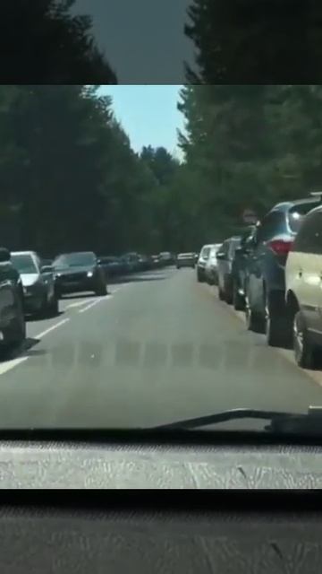 В Марий Эл возле озера Яльчик - полное столпотворение смотреть онлайн