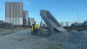 Выгрузка тонара, щебень 40/70