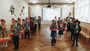 Утренник в детском садике на 8 марта. Работа в Adobe premiere pro