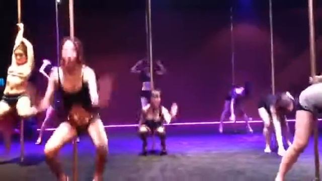 My First Pole Dance Perform - Rehearsal смотреть онлайн