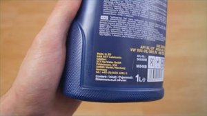 Mannol Defender 10W40 original engine oil show