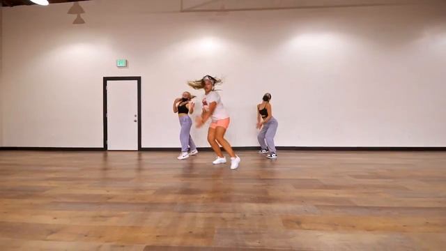 Street Jazz - Kelly Sweeney смотреть онлайн