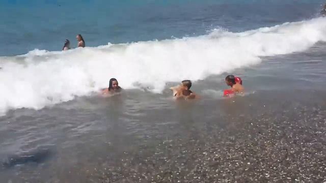 Волны на Меганоме смотреть онлайн