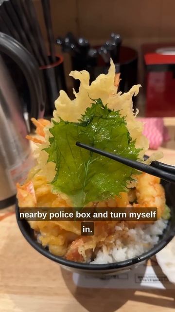 I ate a GIANT fried seafood bowl in Japan