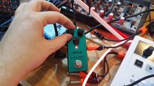 Стоит ли она $15?! Saphue Analog Delay педаль эффектов