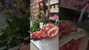 Роза Джумилия и много других цветов,свежая поставка.Чехова 6В