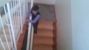 Урок катания на перилах.