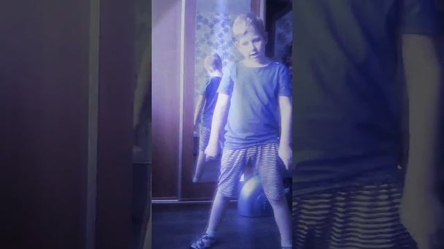 Танцор смотреть онлайн