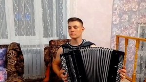 Красивая Песня На Баяне • Бежит Река •