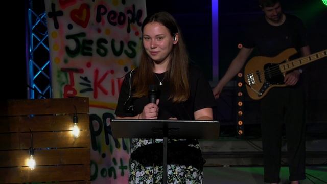 The Right Focus  Rebekah Lapina  Youth Service  CMC London