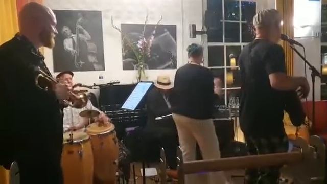 Sabor a Caney by Delia y su TUMBAO olv Jesus Hernandez l Observant Center, Amersfoort смотреть онлайн