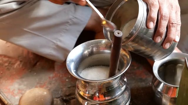 Индийская уличная еда - Масала Чай Латте, Кофе, Ласси Йогурт Индия смотреть онлайн