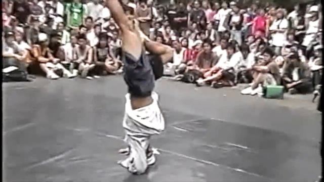 Hook(JamJackClan) vs Monchi(RhythmSneakers)1回戦   BBOYPARK2002 TEENAGE BATTLE смотреть онлайн