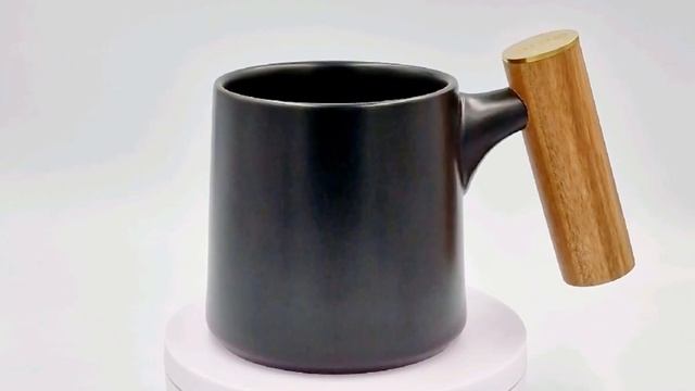 DHPO Керамическая кофейная кружка Чёрная с деревянной ручкой 450мл