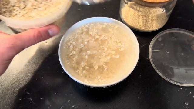 Овсянка с кунжутом для самых ленивых 1 мин  Oatmeal for the laziest 1 min