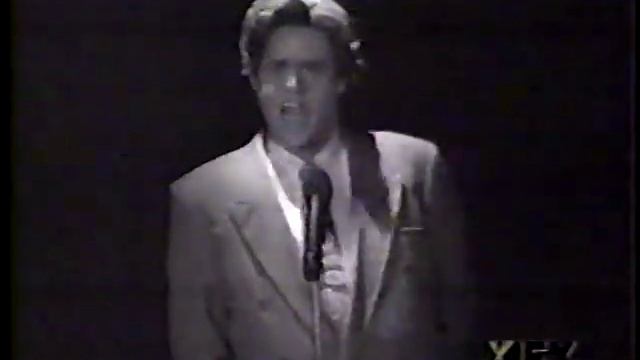 Jim Carrey sings w/Jamie Foxx & T'Keyah Crystal Keymáh "Undigable Hosts" singing "Uncool like Dat" смотреть онлайн