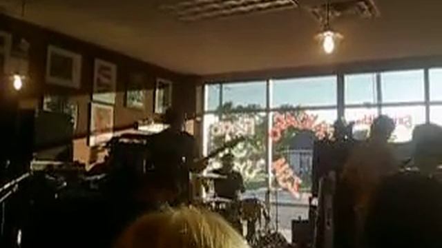 Torn Affair смотреть онлайн