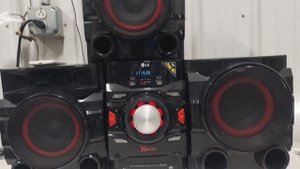 LG High Performance mini Hi-Fi system CM4550