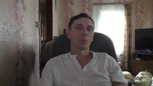 Почему в телефоне постоянно мерцает экран?