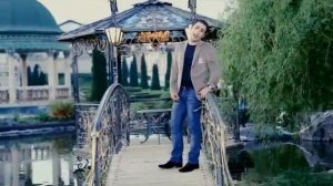 Virab Virabyan  - Ur E Na / Official Music Video / 2012