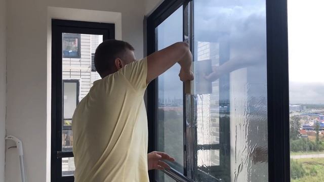 Тонировка окон балкона зеркальной плёнкой