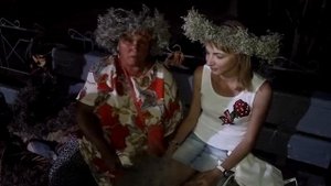 Бабка из Коктебеля с травой