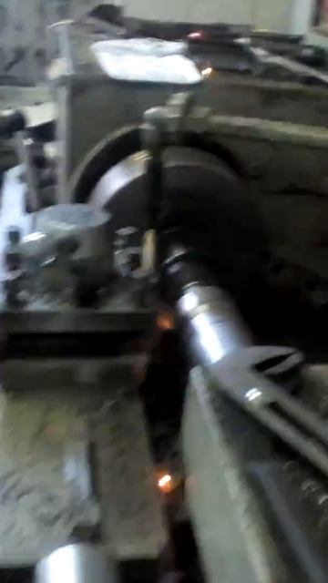 Каленая сталь тупым резцом