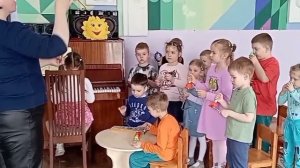 Оркестр «Насмешливая кукушка» Австрийская народная песня. Детский сад №32 г. Гродно, ср. группа №8