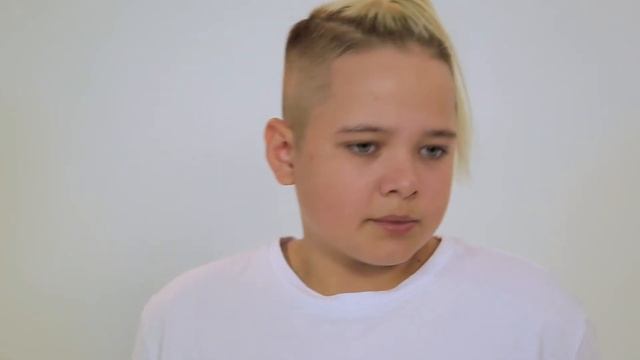 Шмель. Речевая видеозарисовка смотреть онлайн