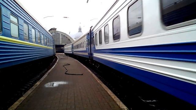 "приємний звук дизеля" Тепловоз 2м62-0999 з поїздом Владислав Зубенко №15 Харків-Рахів ст.Львів смотреть онлайн