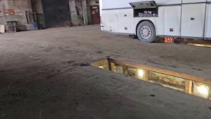 Демонтаж стекла газель некст ключем на 46))