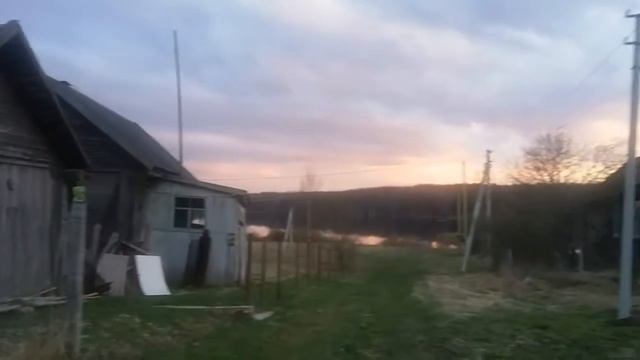 Еле слышное пение весенних птиц.Тверская деревенька.Север. смотреть онлайн
