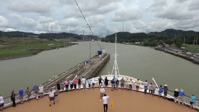 PANAMA CANAL FULL TRANSIT-PACIFIC ENTRANCE TO THE ATLANTIC SIDE смотреть онлайн