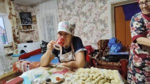 Мы ещё у мамы //... нормально же общались 🤷// наверное опять напишут 😏//