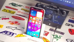 iPhone не реагирует на касания! Если ЗАВИС Айфон что делать?