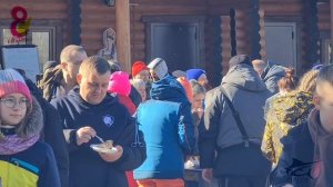 Угощение, подарки для наших дам.