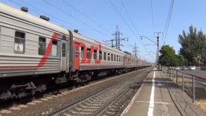 Электровоз ЭП1М-417 с поездом №274 Северобайкальск — Адлер